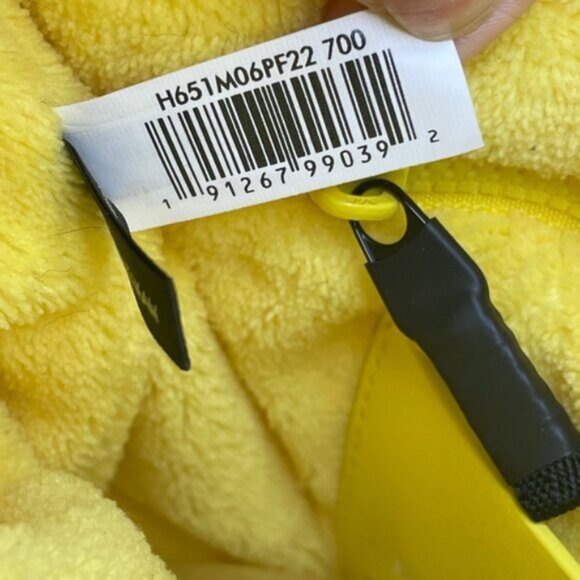 MARC JACOBS The Terry Bucket Bag - Picture 8 of 9